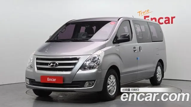 Hyundai Grand Starex 12
