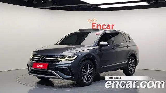 Volkswagen Tiguan 2.0 TSI Prestige