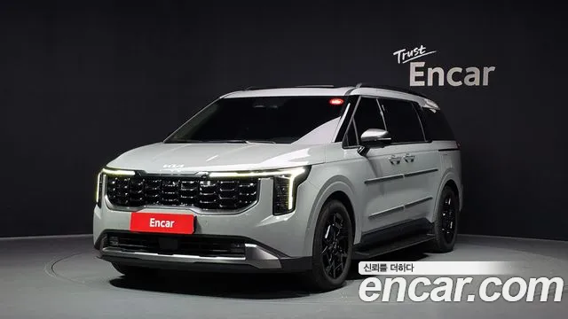 Kia The New Carnival 4 7