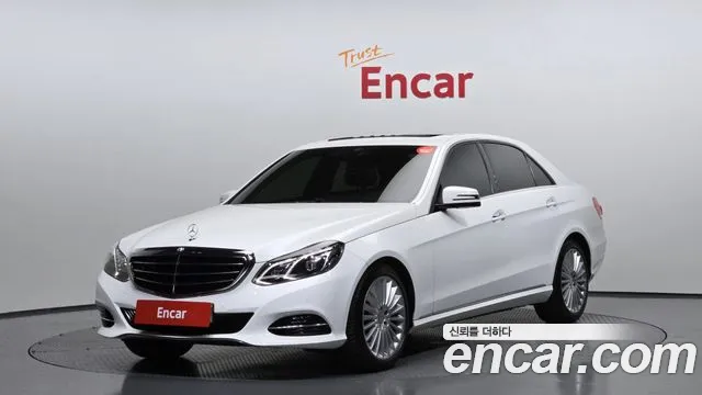 Mercedes-Benz E- W212 E300