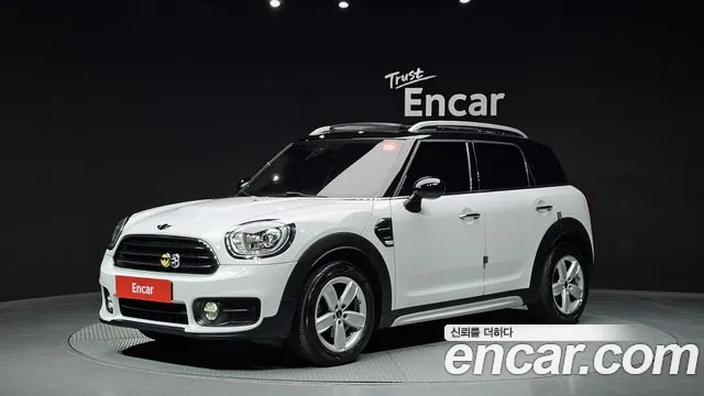 MINI Cooper D Countryman Base 2