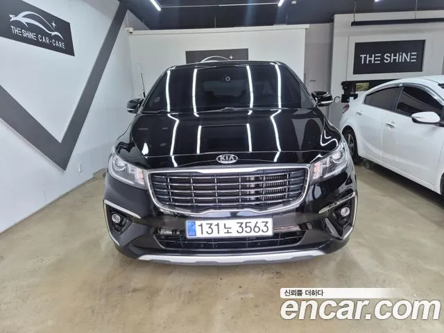 Kia The New Carnival 9 Prestige