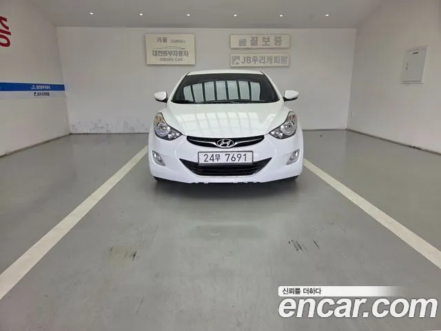 Hyundai Avante MD M16 GDI