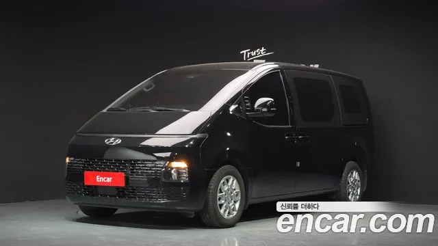 Hyundai Staria 5
