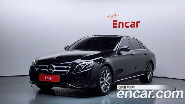 Mercedes-Benz E- W213 E300 4MATIC