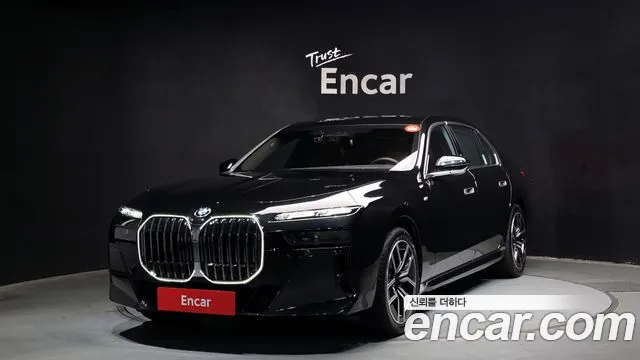 BMW 7 (G70) 740i xDrive M