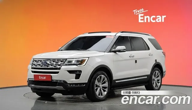Ford Explorer 2.3 Limited 4WD 5