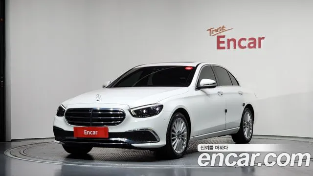 Mercedes-Benz E- W213 E220d 4MATIC Exclusive