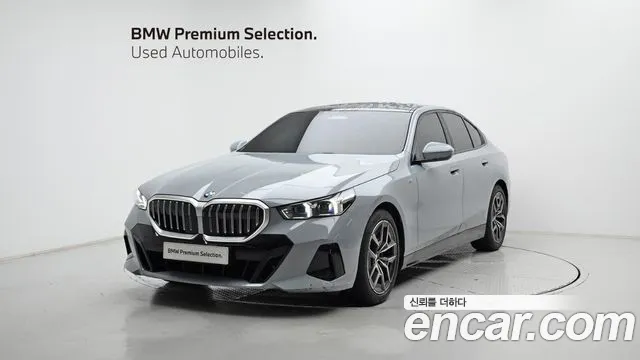 BMW 5 (G60) 520i M