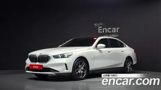 BMW 5 (G60) 520i