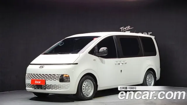 Hyundai Staria 11