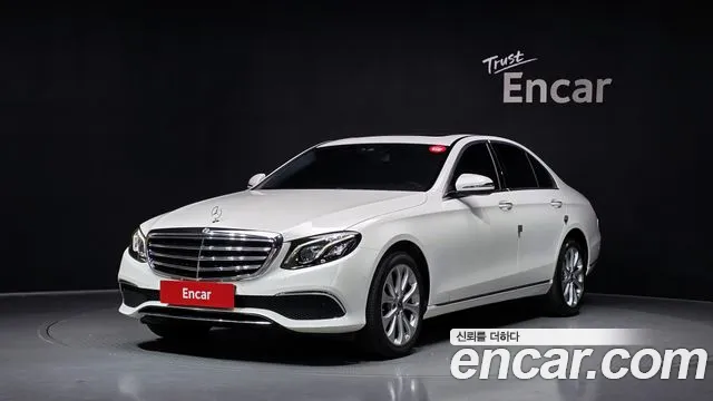 Mercedes-Benz E- W213 E220d 4MATIC Exclusive