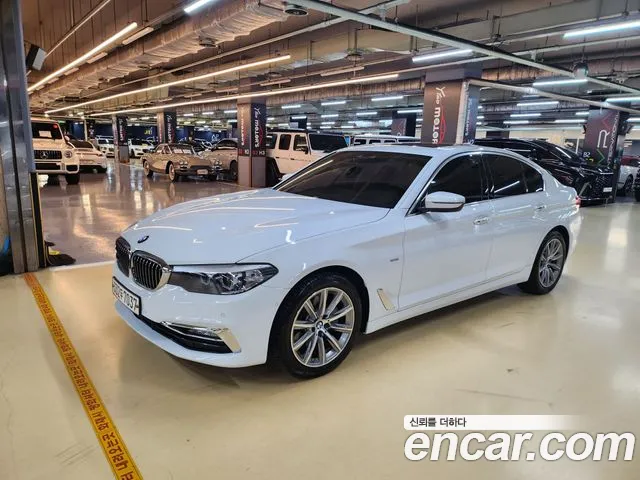 BMW 5 (G30) 520i