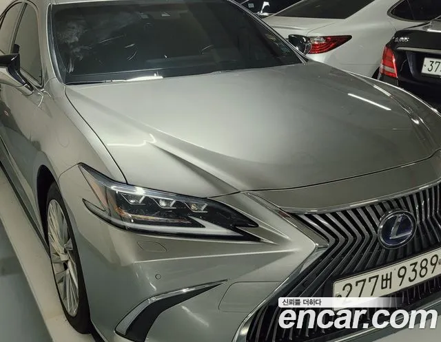 Lexus ES300h 7