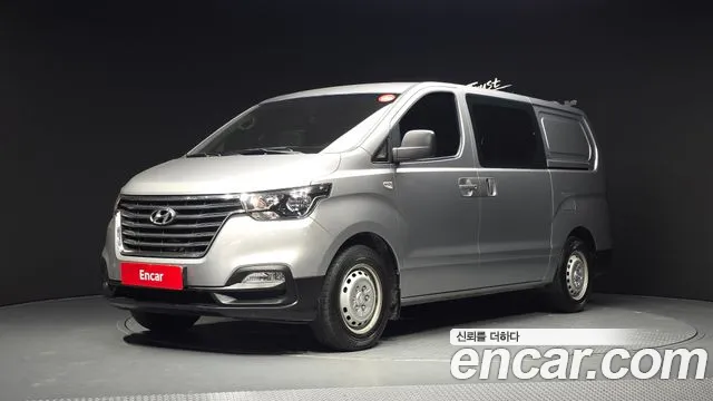 Hyundai The New Grand Starex 5