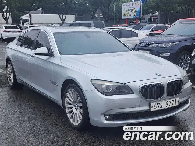 BMW 7 (F01) 750Li