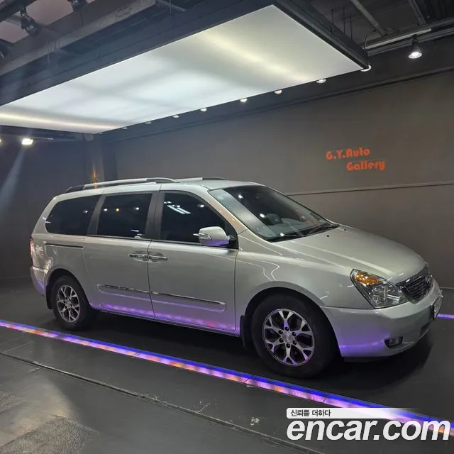 Kia Carnival R Carnival GLX