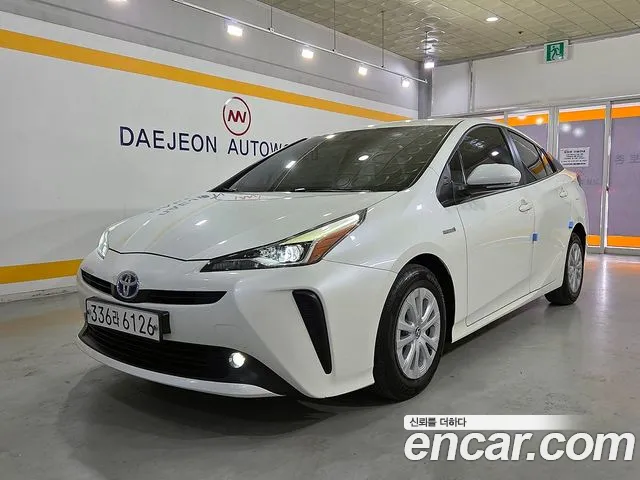 Toyota Prius 4 1.8