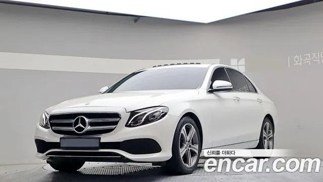 Mercedes-Benz E- W213 E300