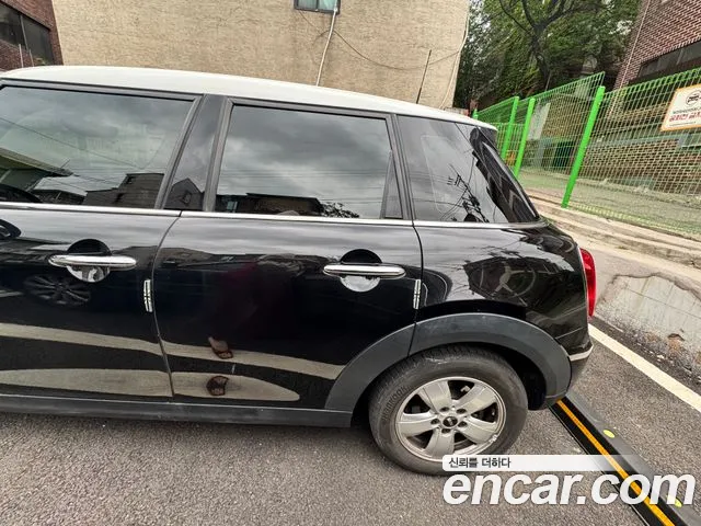 MINI Cooper 5 Base 3