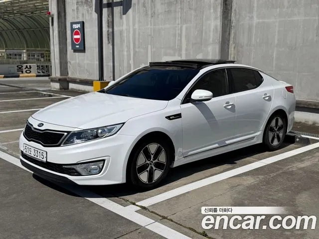 Kia K5 Hybrid