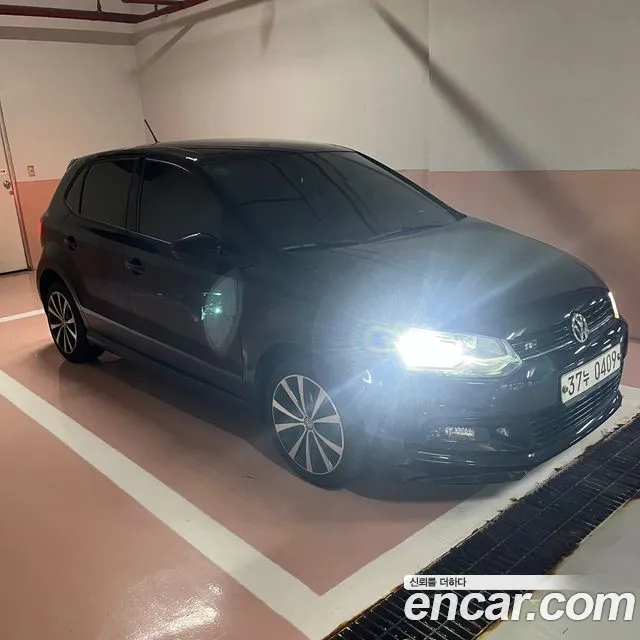 Volkswagen 1.4 TDI R-Line Premium 5