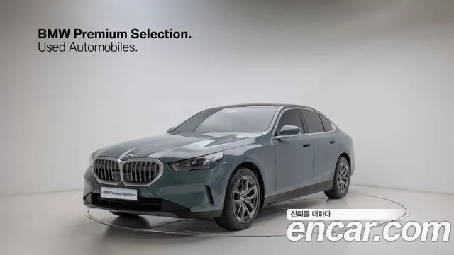 BMW 5 (G60) 520i