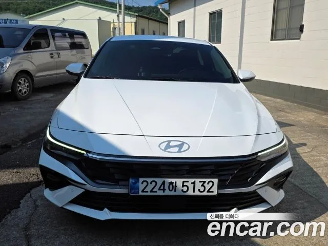Hyundai The New Avante Hybrid (CN7)