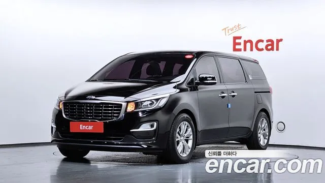 Kia The New Carnival 11