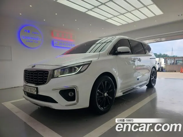 Kia The New Carnival 9 Prestige