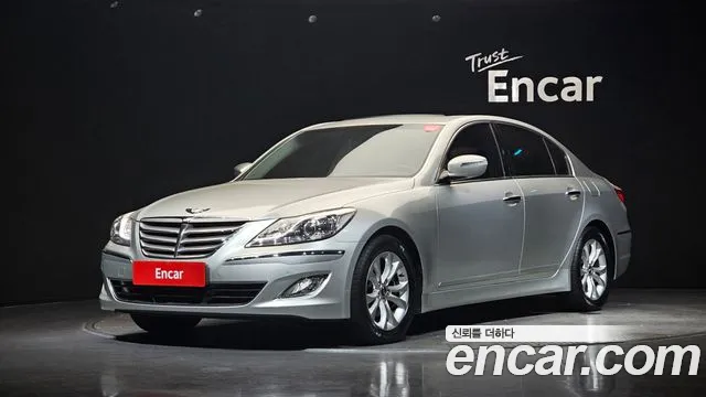 Hyundai Genesis BH330 Base