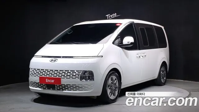 Hyundai Staria 11