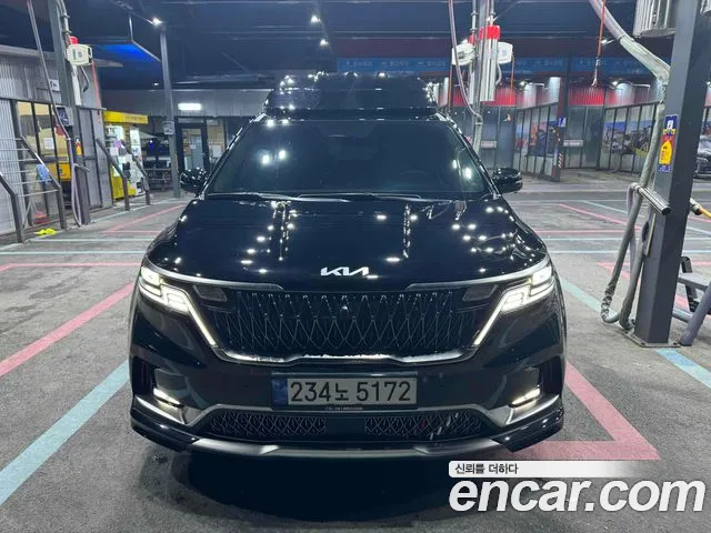 Kia Carnival 4 Gasoline 9