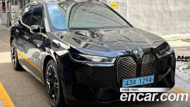 BMW iX xDrive40