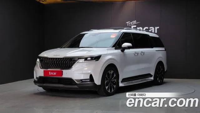 Kia Carnival 4 Gasoline 7 Signature