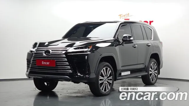 Lexus LX 4 700h
