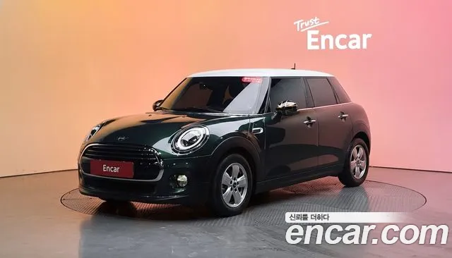 MINI Cooper 5 Base 3