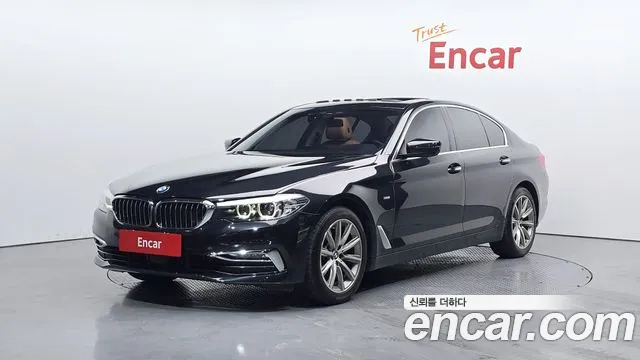 BMW 5 (G30) 520i
