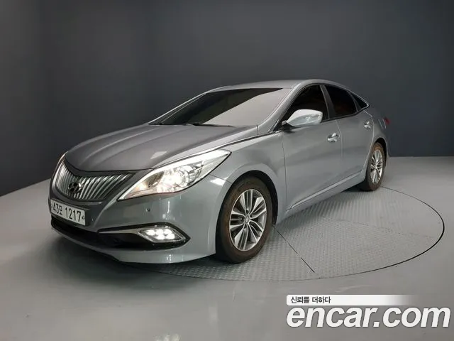 Hyundai Grandeur HG HG240
