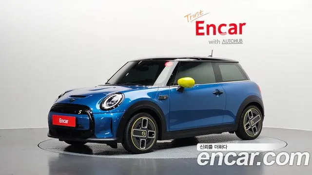 MINI Cooper SE 3