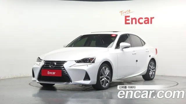 Lexus IS200t