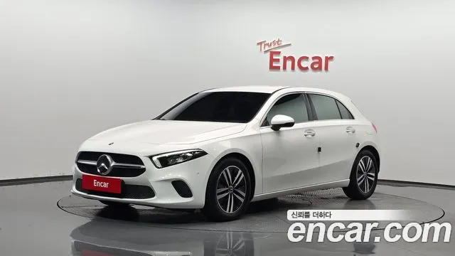 Mercedes-Benz A- W177 A220