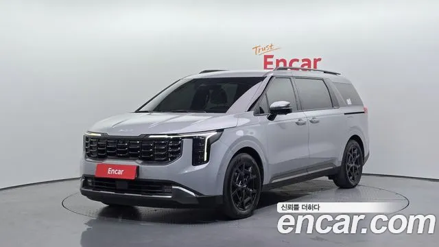 Kia The New Carnival 4 7