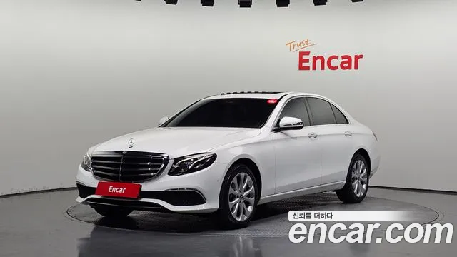 Mercedes-Benz E- W213 E220d 4MATIC Exclusive