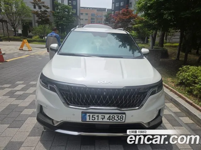 Kia Carnival 4 Gasoline 7 Signature