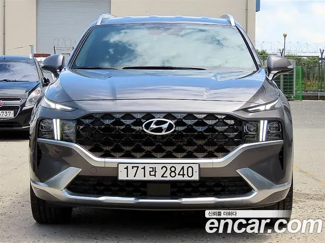 Hyundai The New Santa Fe Diesel 2.2 2WD