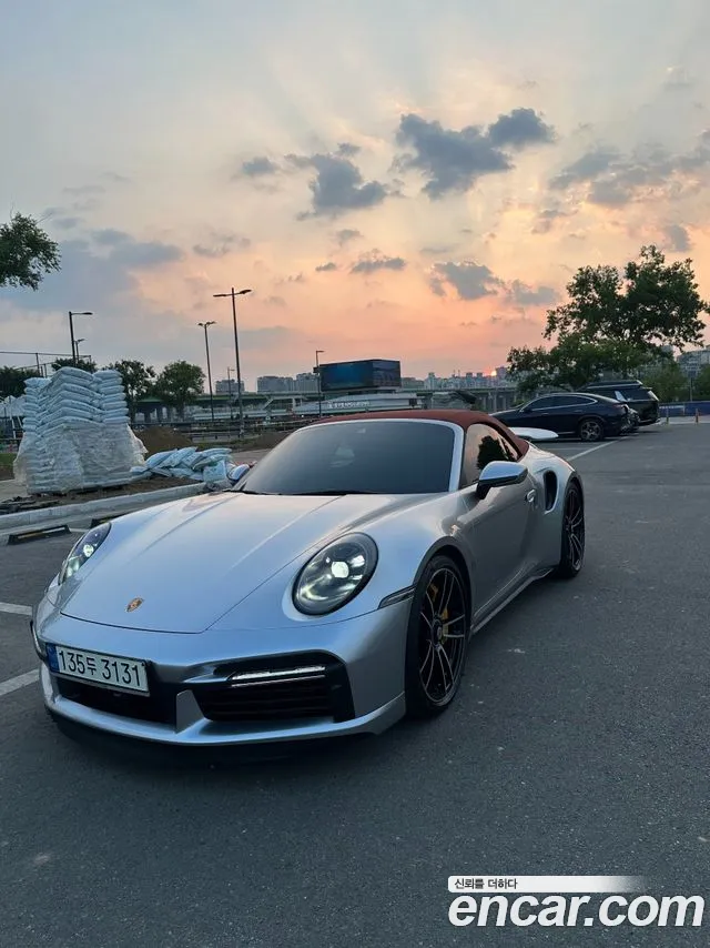 Porsche 911 (992) Turbo S