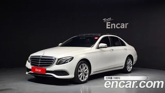 Mercedes-Benz E- W213 E300 4MATIC Exclusive