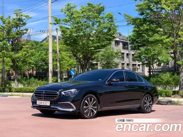 Mercedes-Benz E- W213 E300e 4MATIC Exclusive