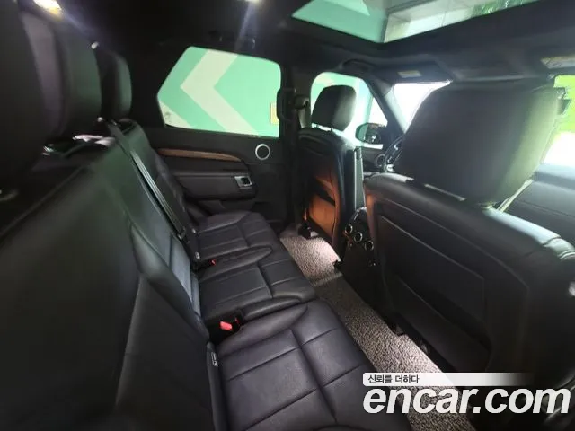 Land Rover Discovery 5 3.0 SD6 HSE